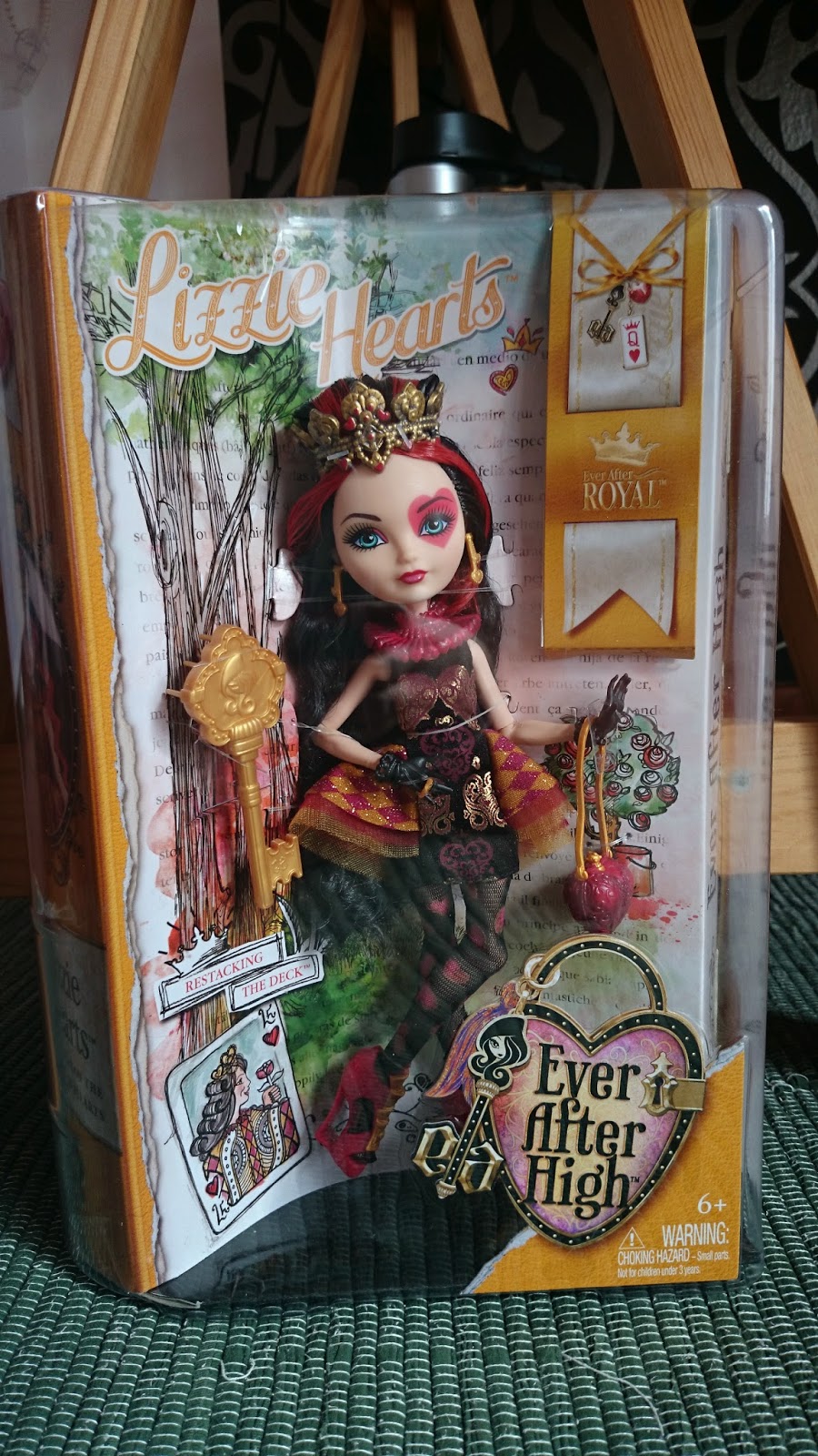 My toys,loves and fashions: Ever After High - Review Lizzie Hearts